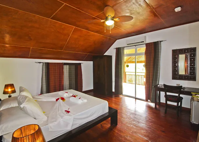 Green Village Bed & Breakfast 4*
