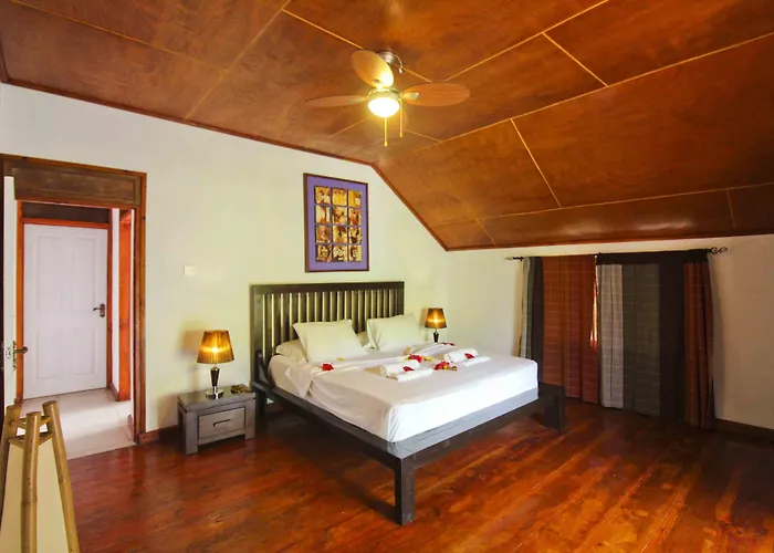 Bed & Breakfast Village