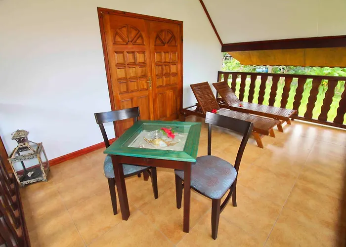 Green Village Bed & Breakfast 4*